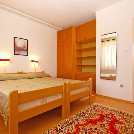 Apartment Fuer 4 Personen Ca 76 Qm In Banjole, Istrien Istrische Riviera Banjole