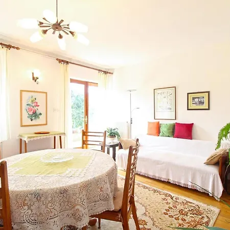 Apartment Fuer 4 Personen Ca 76 Qm In Banjole, Istrien Istrische Riviera